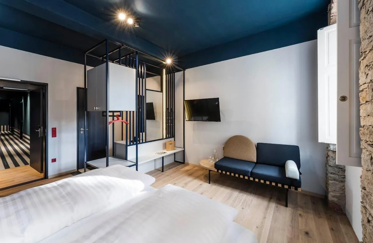 Romantik Hotel Zur Schwane Volkach 4*,  Germany